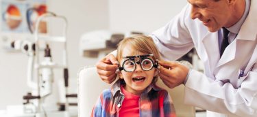 kids-eyecheckup